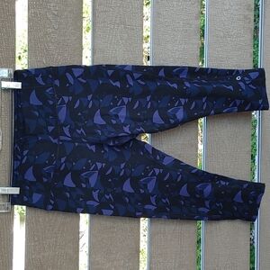 Hyba Women's Activewear leggings size‎ M Blue and black